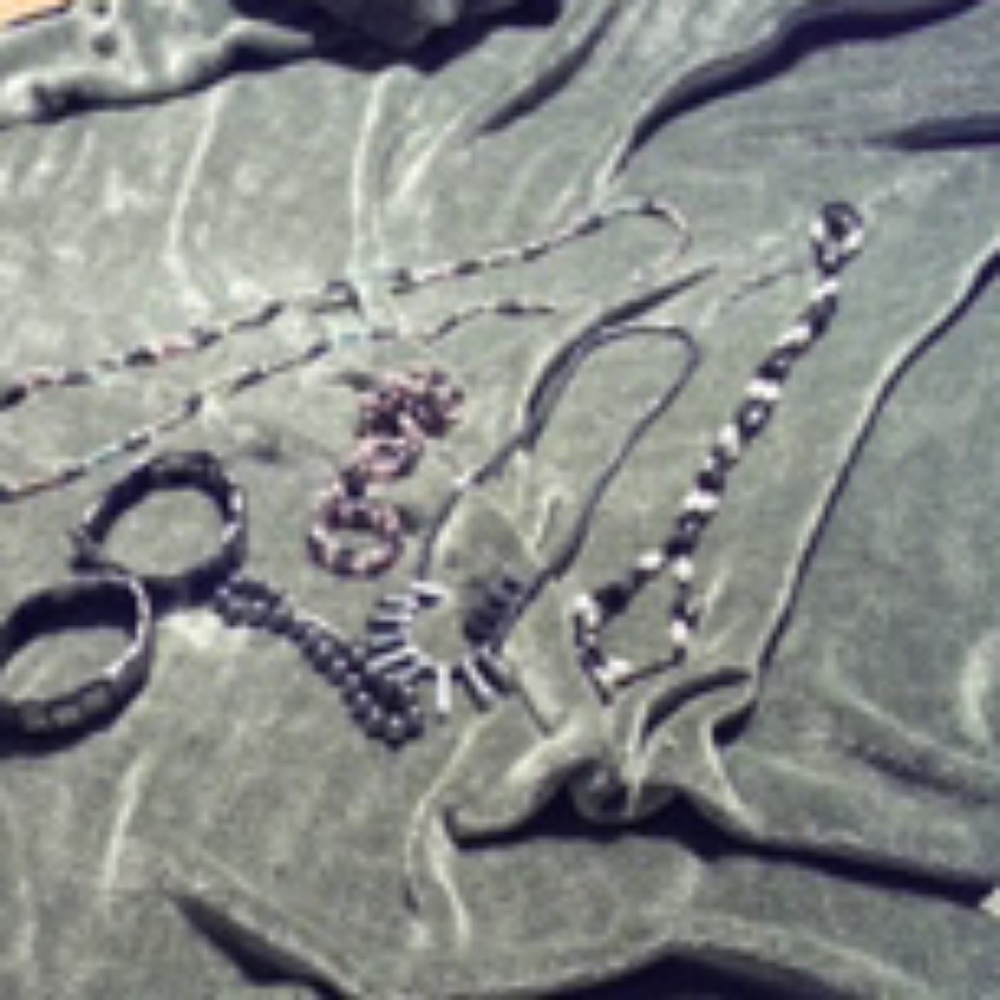 Magnetic jewelry